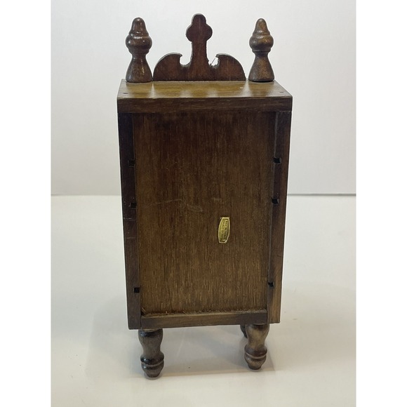 Lot of 5‎ Dollhouse Miniature Wood hutch/China cabinets Cupboards Shelves Chest - Picture 14 of 16